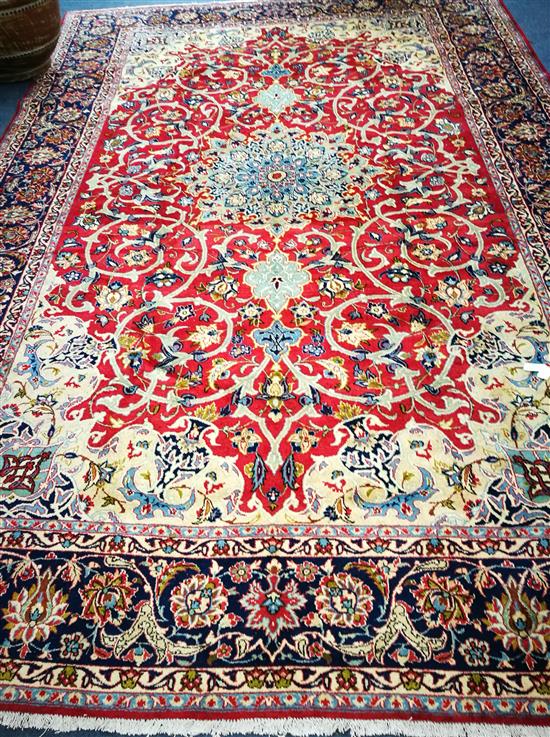 A Najaf Abad carpet 385 x 254cm approx.